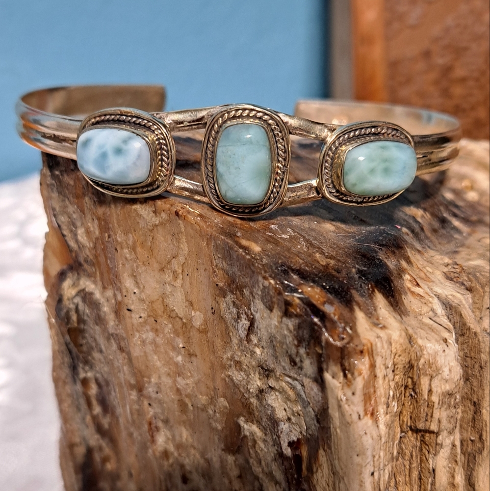 Large adjustable 925 mens.cuff with natural.blue.Larimar stones